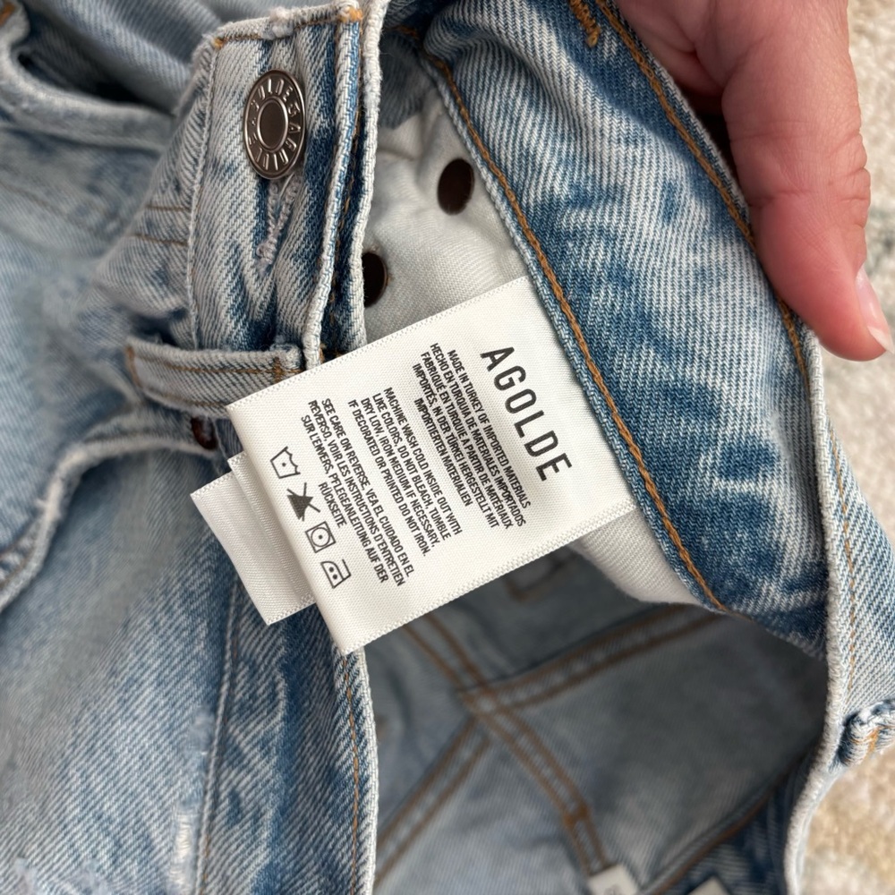 Agolde Distressed Denim Short - Riley Short - Picture 5 of 5